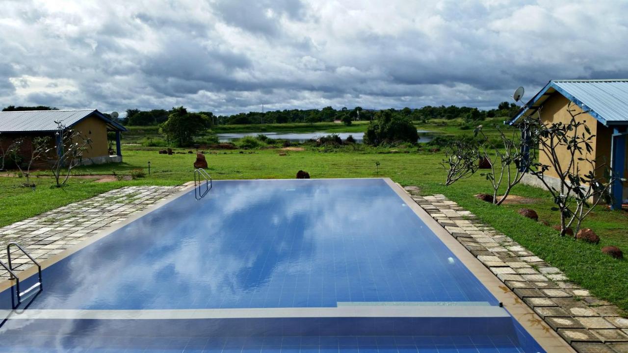 Rho Sigiriya Lake Edge Retreat Kibissa エクステリア 写真