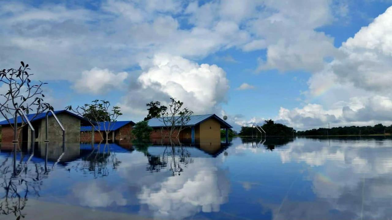 Rho Sigiriya Lake Edge Retreat Kibissa エクステリア 写真